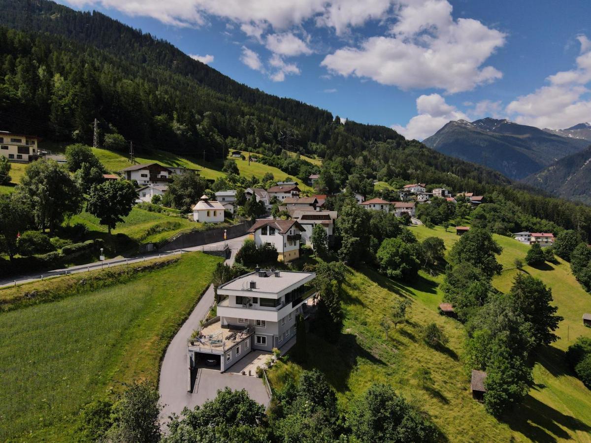 Ferienhaus Freizeit Villa Landeck Exterior photo